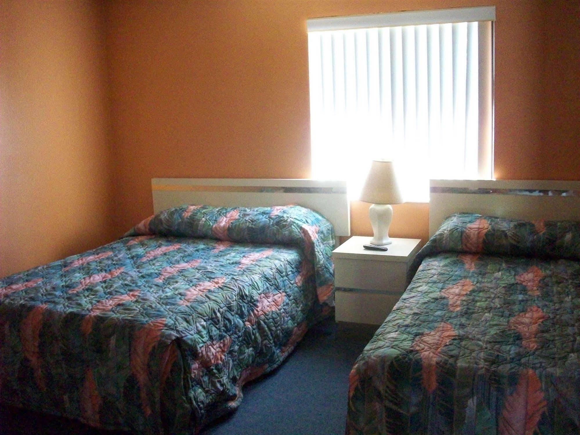 All-Suite Motel Эджуотер Экстерьер фото